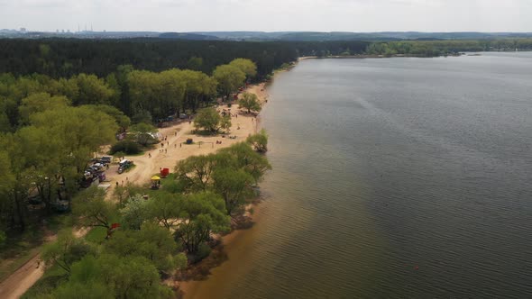 The Embankment of the Zaslavsky Reservoir or the Minsk Sea Near the City of Minsk alt