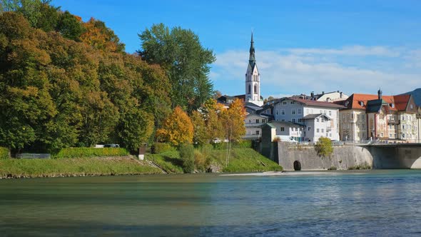 Golden Autumn in Famous Tourist Landmark Medieval Town Bad Tolz. View of Isar River, Trees alt