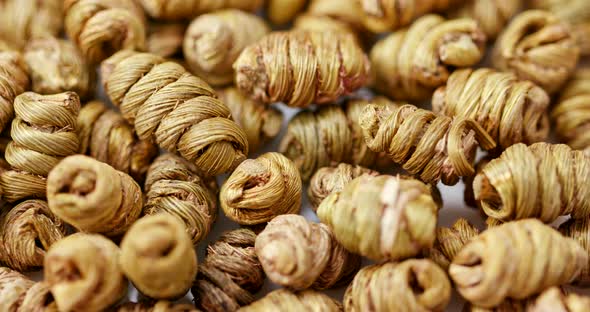 Stack of Dendrobium nobile alt