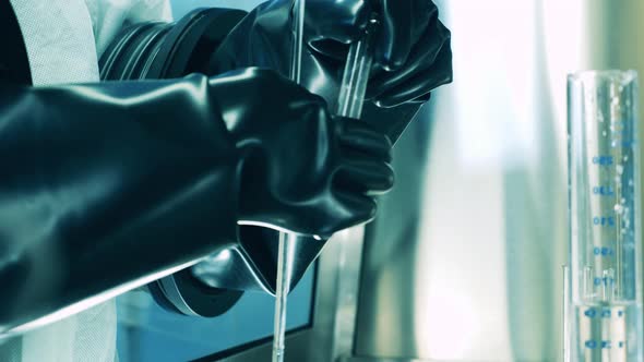 Covid19 Coronavirus Laboratory Virus Pandemic Concept alt