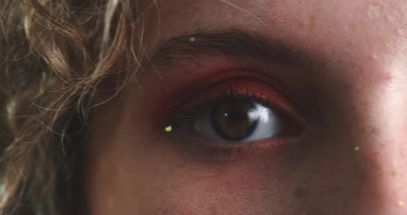 Brown eyes close up alt