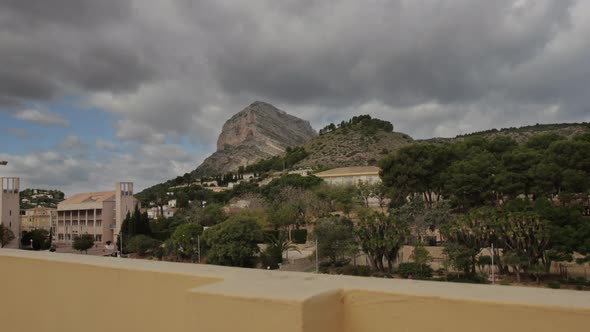 Mountain Time-Lapse on cloudy day - Fixed camera