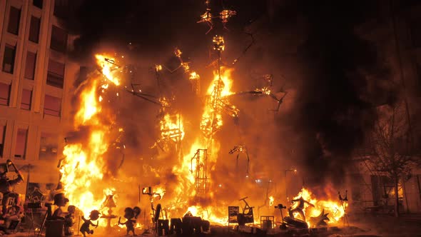 Burning Traditional Festive Constructions on Falles Night in Valencia alt