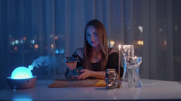 Gypsy Fortune Teller Shuffling Occult Tarot Cards alt