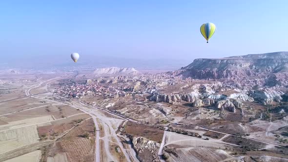 Hot Air Balloons Above Cappadocia alt