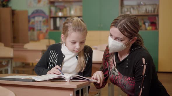 Education in Elementary School alt