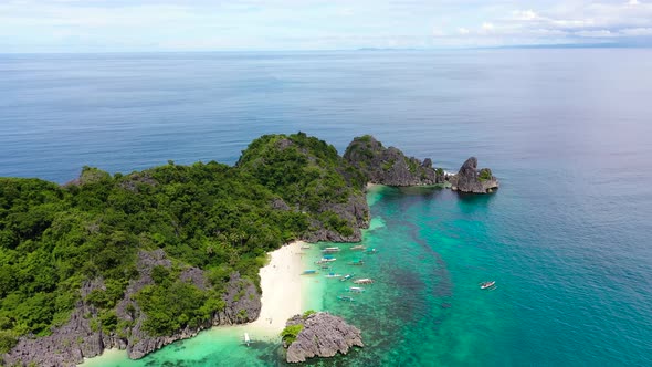Caramoan Islands, Camarines Sur, Matukad, Philippines. Tropical Island with a White Sandy Beach. alt