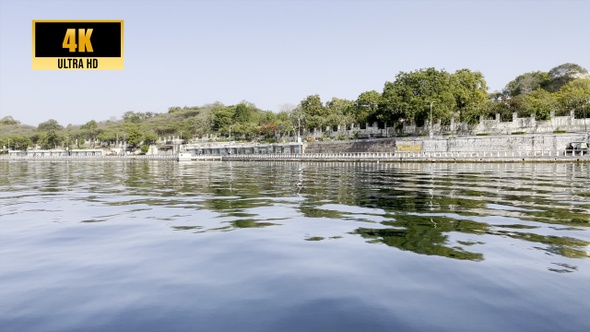 Boat ride in lake Fateh Sagar in Udaipur, India