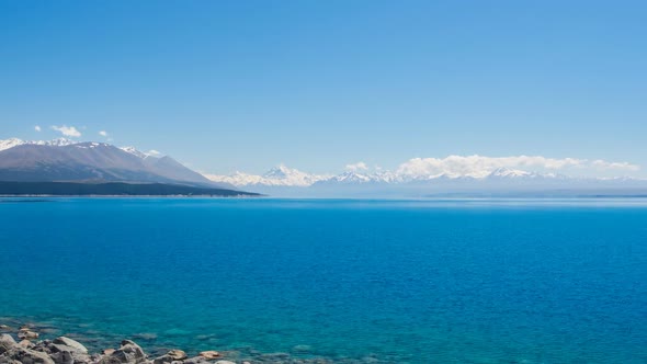 Lake Pukaki and Mount Cook alt