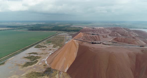 Salt Piles, Aerial View of Industrial Quarries, Conveyor in Salt Pits, Mining of Salt, Conveyor Line alt