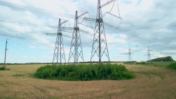 Survey of Highvoltage Power Lines By a Quadrocopter alt