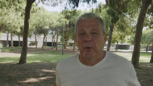 A Man Runs in the Park alt