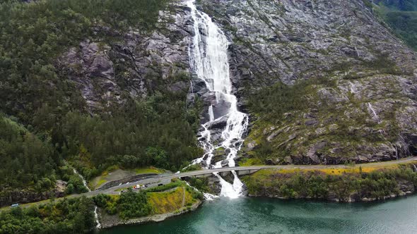 Langfoss (Langfossen) - the fifth highest waterfall in Norway