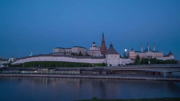 Kazan Kremlin and Kul Shariff Mosque Sunset Time with Moonrise Beautiful Kazan Cityscape Kazan alt