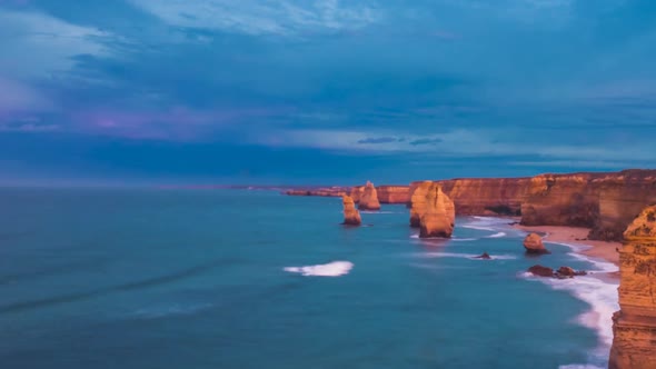Coast with Twelve Apostles timelapse alt
