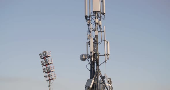Engineers Working on 5g Antenna alt