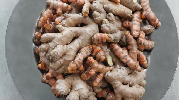 Natural Immunity Boosters  Roots of Ginger and Turmeric Alternative Medicine alt