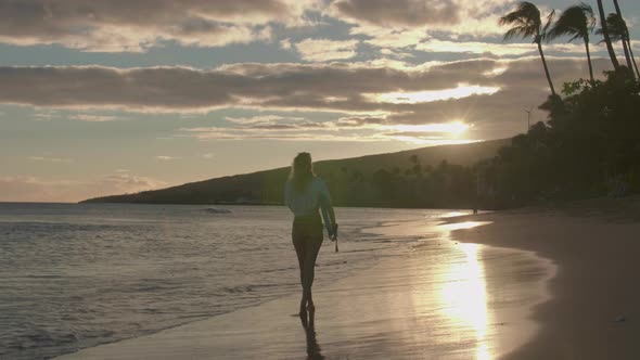 Girl With Bodyboard alt
