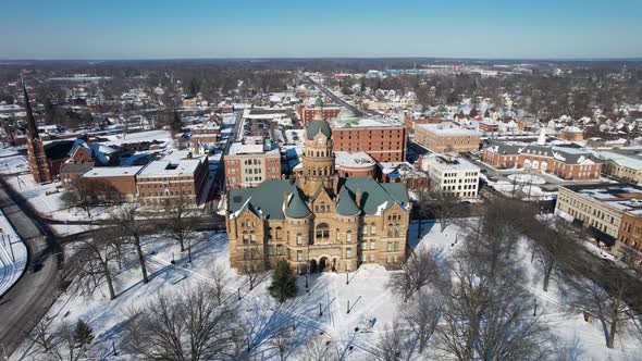 Aerial drone view of Trumbull County Courthouse,Warren, Ohio. Trumbull County Court House in the win alt