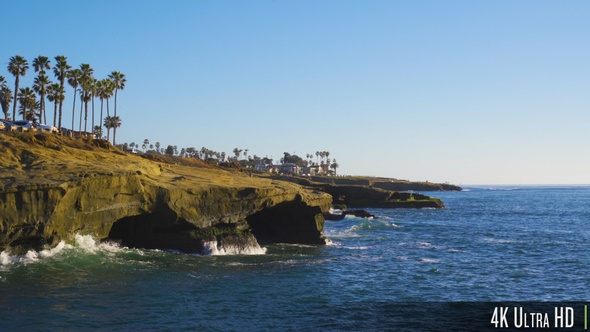 4K Empty Coastline Cliff on a Sunny Cloudless Day Along the Pacific Ocean alt
