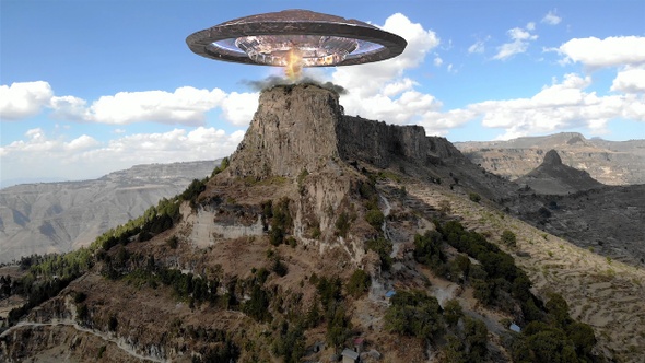 Alien Ufo saucer Ship Hovering over Mountain Top (2 Pack) alt