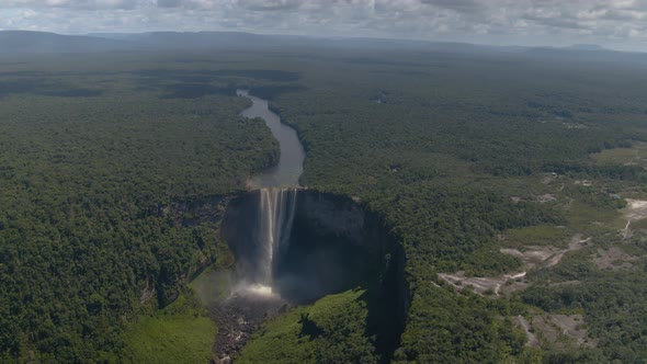 Kaieteur Falls Guyana alt
