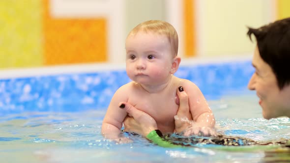 Swimming Lesson in the Children's Pool alt