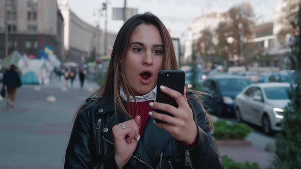 Brunette Woman Shocked Cover your Mouth with your Hand alt