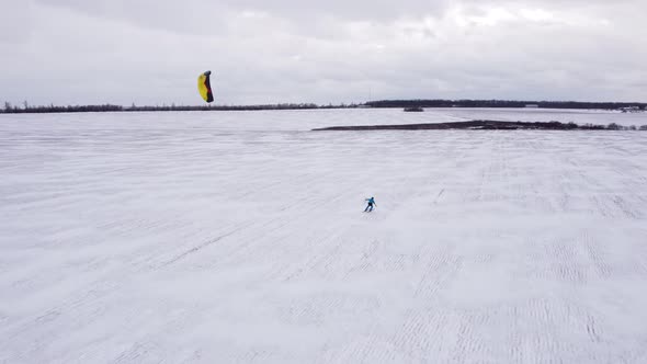SnowKiting Kitesurfing Sport on the Ice Lake Winter alt