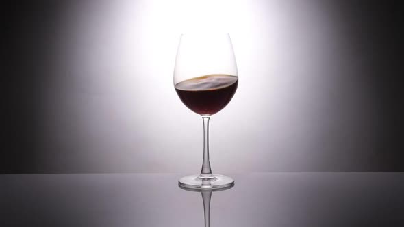 Wine Stirred In A Glass alt