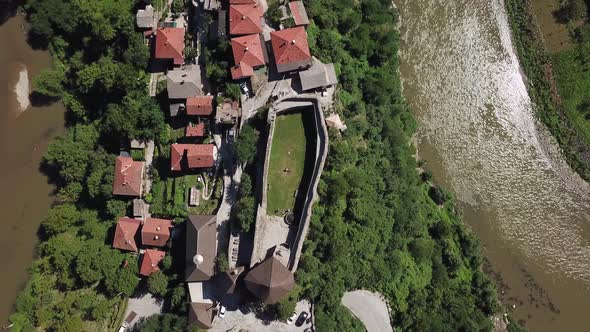 Vranduk Castle a small medieval castle of Bosnian kings V19 alt