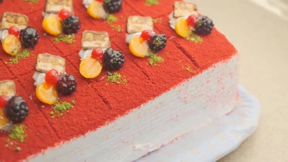 Sweet Dessert Closeup Slow Motion alt