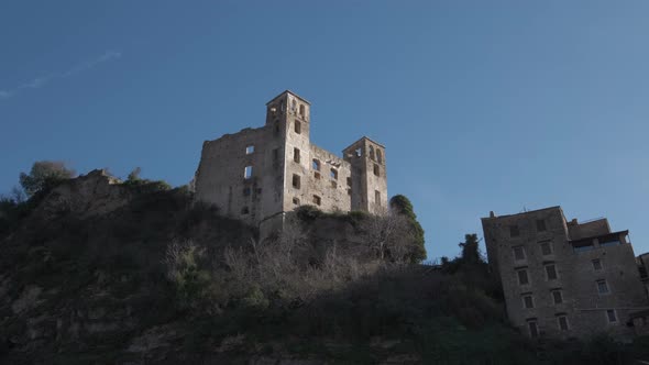 Medieval Castle in Liguria alt