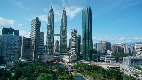 Petronas twin tower in the city at Malaysia alt