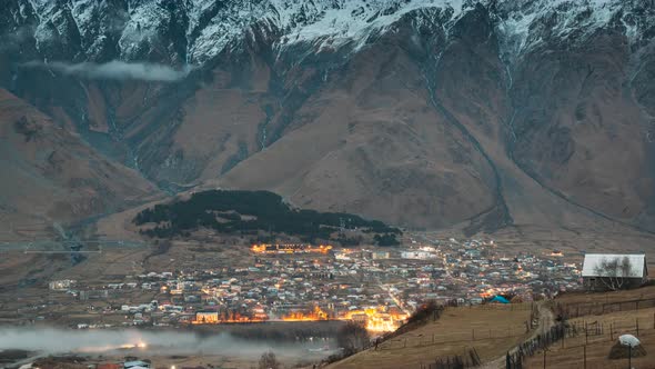 Stepantsminda Georgia alt