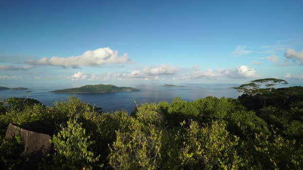 Tropical Islands in the Sea alt