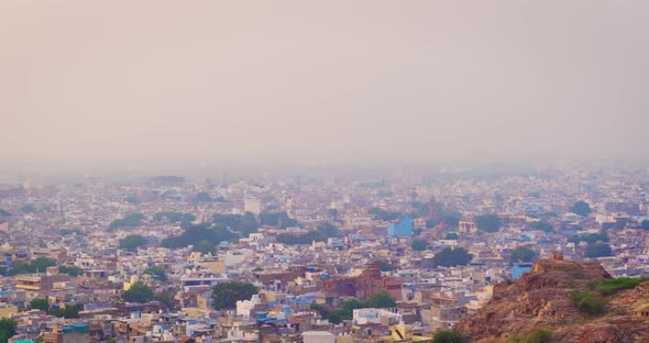 View of Jodhpur the Blue City, Mehrangarh Fort and Jaswant Thada. Jodhpur, Rajasthan, India alt