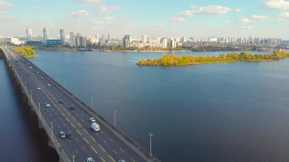 The Bridge Over the Dnieper River, Kiev, Ukraine alt