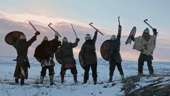 Back View. Vikings Are Go on the Offensive alt