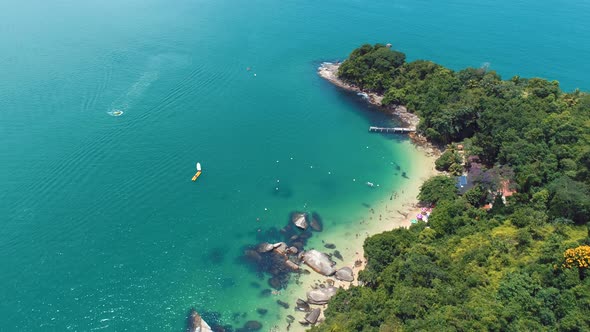 Brazilian Paraty beach city landmark. Tropical summer beach. alt