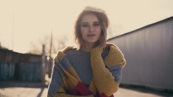 CU Portrait of Young Beautiful Girl Against the Sun alt