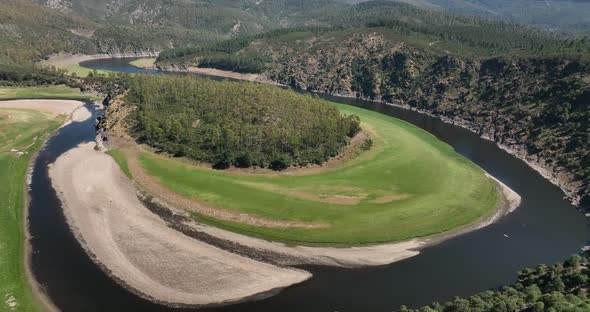 EL MEANDRO MELERO ONE OF THE MOST TYPICAL PLACES TO PHOTOGRAPH IN LAS HURDES EXTREMEÑA alt