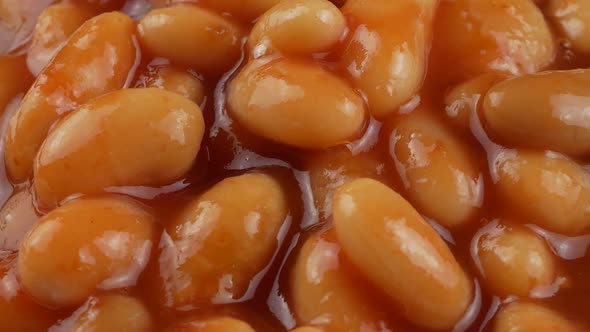 beans with tomato sauce alt