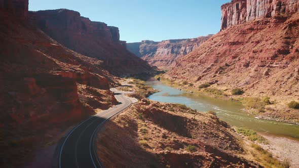 Aerial shot of the Colorado River as is passes thought Utah alt