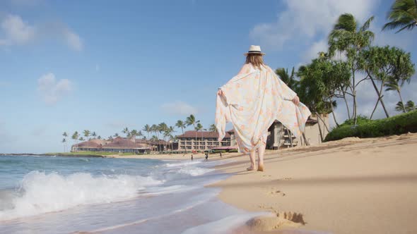 Slow Motion Enjoying Relaxing Walk on Beach Hawaii Travel Vacation Lifestyle alt
