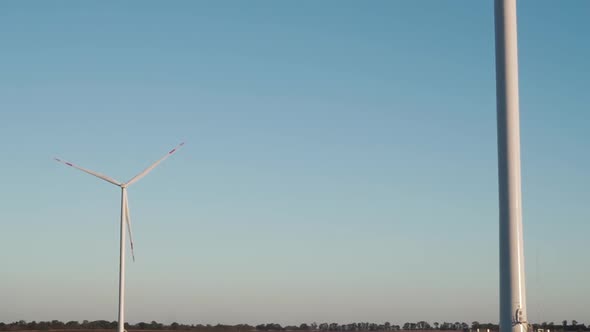 Filming Energy Windmills That Run in the Field Without Stopping