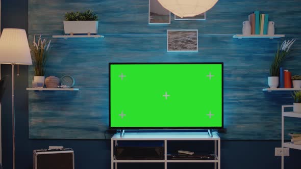 Nobody with Green Screen Technology on Display alt