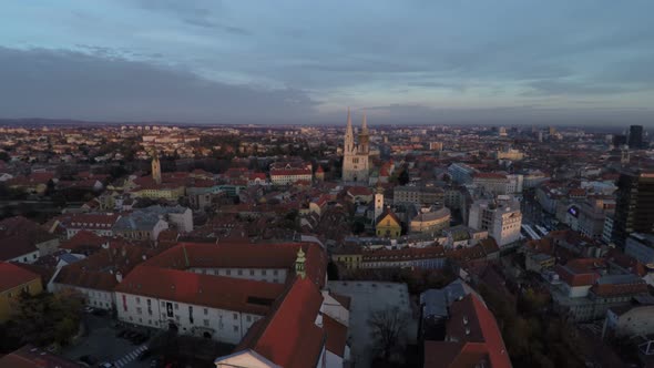 Aerial view of the city of Zagreb alt