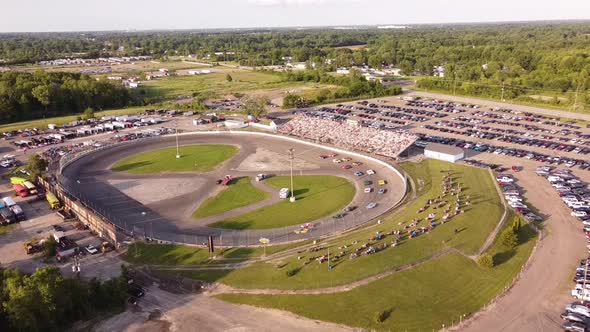 Stock Car Racing On Circle Race Track At Flat Rock Speedway In Monroe ...