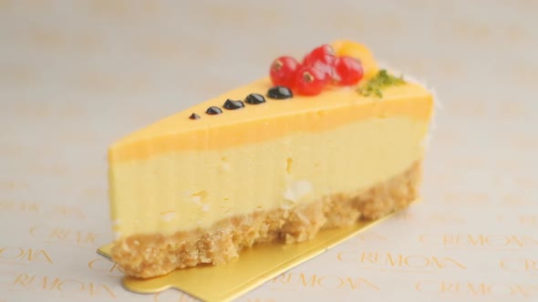 Sweet Dessert Closeup Slow Motion alt